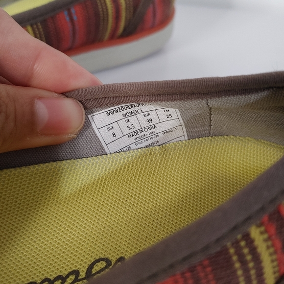 - Eddie Bauer Flat Shoes - Picture 8 of 9